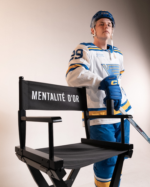 Jonatan Berggren - Hockey Player (St Louis Blues)