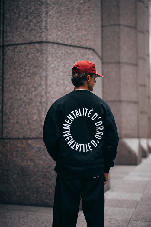Circle Crewneck Black